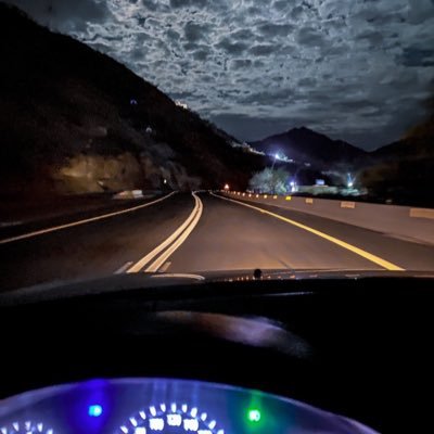 solitudeta's profile picture. 