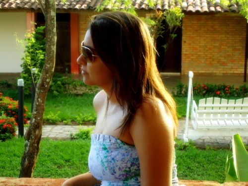 vanessabvale's profile picture. 