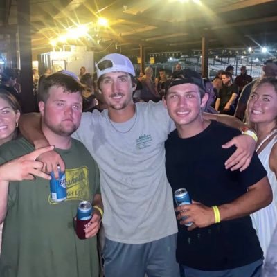 QRecker23's profile picture. #LLCB