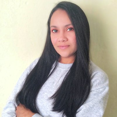 FrontEnd Developer, Mami bebeloper, jugadora de League of Legends (manca), dichosa de tener un gran esposo.