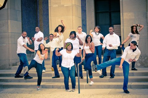 One Voice is a Kansas City based Gospel Choir. We are excited about uplifting the name of Jesus and encouraging and uplifting others!