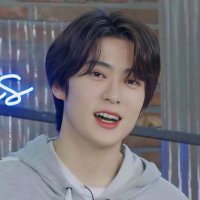 𝐜𝐚𝐥𝐯𝐢𝐧 𝐥𝐮𝐯 (@flowerbbyc) 's Twitter Profile