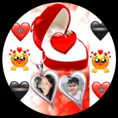 I love my friends, Family favorite music,sports teams asuka Pokémon and animals and my new girlfriend
