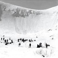 _RyanPBrady_'s profile picture. currently a Marketing & Strategy Director at an international BigCo. Dad of 3 kids & 1 giant dog. Recovering ski bum