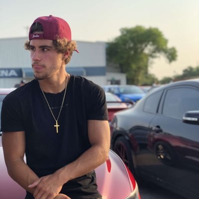 Dawson_stp's profile picture. 21|train hard or don't train at all| deadlift 375l squat 310| bench 235| 920/1000