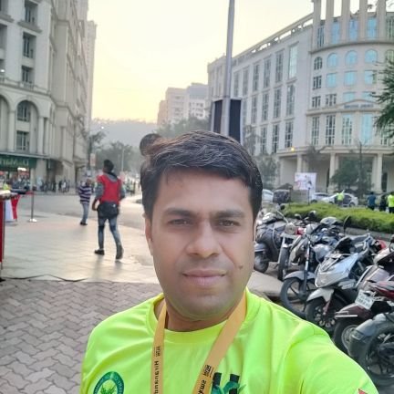 ruchirz's profile picture. Irritants are many… avoid to max