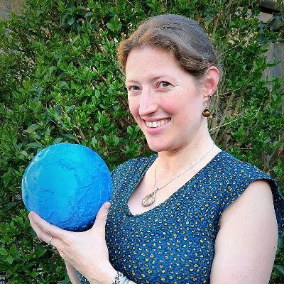 Seismological Earth explorer, Associate Prof & @royalsociety URF @OxUniEarthSci, Fellow at @ExeterCollegeOx. #womeninSTEM #AcademicMom. Views my own (she/her)