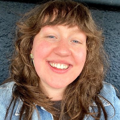 researcher & lecturer @UofGlasgow - fat bodies, liminal spaces, gender, & TV poetics. truly just another she/they watering plants, knitting, & marking essays.