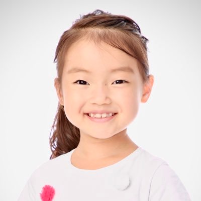 おかだゆり10歳 子役【親管理】5歳より歌舞伎や舞台に出演。ミュージカルAnnieアニー役、ミュージカル「ジェーン・エア」、あだち充漫画原作劇「虹色とうがらし」、55回SMASHCABARET優勝! Eテレ「ワルイコあつまれ」 、ポケモン公式TV 出演*ジュエリーキッズプロモーション所属