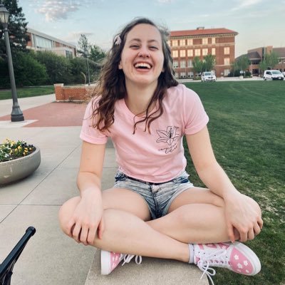 alyssajoyy17's profile picture. Let everything you do be done in love 💕 ~1 Corinthians 16:14~