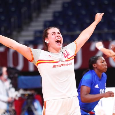 AinhoaHperchis's profile picture. Professional Handball Player🤾🏻 Handball Rapid Bucuresti🇱🇻 🇷🇴 🥈 Mundial Japón 2019 🥈Olyimpic Games 🇧🇷 🇯🇵 Resiliencia 🦅