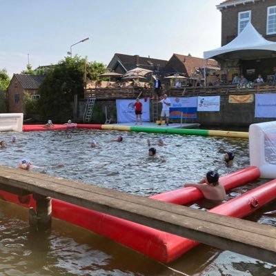 Beachwaterpolo lol in het open water van de Vijfheerenlanden en ons buurt project zwemplezier in recreatiegebied Middelwaard.