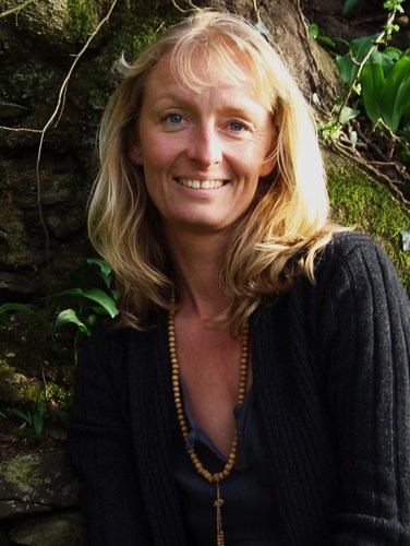 eco-optimist campaigner, tree lover, inner explorer, radical reforester with a plan for women YES WE CAN wake up and protect our planet, more trees, yes please!