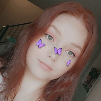 fireredxxx's profile picture. 