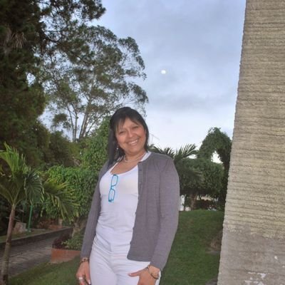 carolajes313's profile picture. 