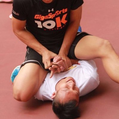 Huqishi's profile picture. 找肌肉马和M，喜体训、骑马和舔菊花，可加Q2468322234，WeChat：benyutiao