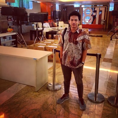 Random Post.. Kadang ga relate sama RL.. Kadang Korea-an.. Kadang Nasionalis.. Kadang Kritis.. Kadang Pesimis.. Kadang Garing.. Bisa Positif Negatif.. 🛵