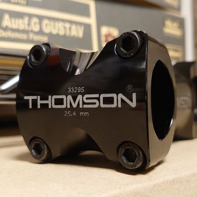 FLAPESKE's profile picture. 三児の父。
無理しない範囲で頑張るサイクリスト。
子供らも手がかからなくなってきたので、また走り始める。
頑張れないときはプラモデル作ったり。