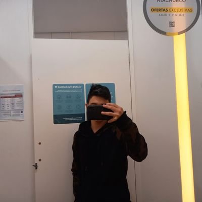 LucasFe79797454's profile picture. 