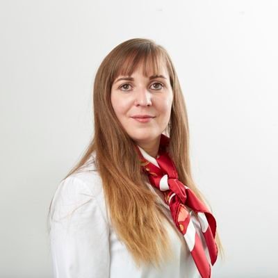 Spécialiste de communications. Fascinée par l'histoire, le yoga, le bouddhisme, le féminisme et l'environnement. Compte privé.