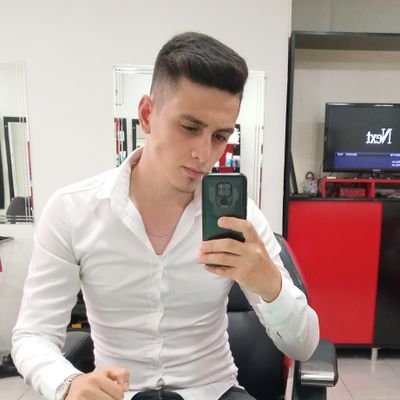 KeremAyer2's profile picture. @Kerem__ayer 
👆Instagram👆