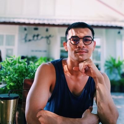 IG: zaizaikhun | volleyball | coffee addicted | cooking | fuck Thai government | love&sex