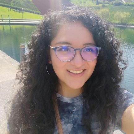 DDeliza180's profile picture. Estudiante de Mercadotecnia y Publicidad