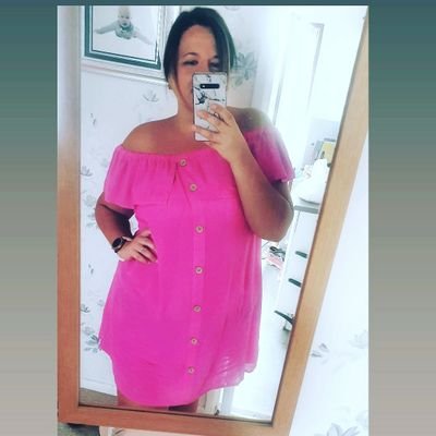 Rachel82178373's profile picture. 34
Tina Turner fan
food lover 
wine/gin/vodka/rum lover