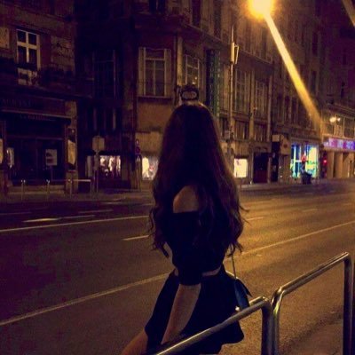 Perfil criado para divulgação dos meus livros 🪐 foto do perfil ilustrativa. meu tt @ribeirotae segue lá