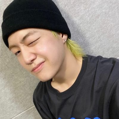 Wonix19's profile picture. .