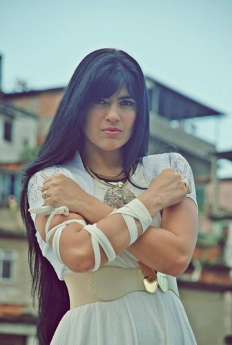 Esse Twitter e feiio para vs que ama a Pastora Fernanda Brum! Ela e realmente uma benção, sigam e indiquem [/ não estamos idolatrando a Fernanda Brum ;)