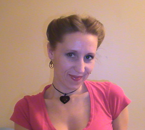 b73izzy's profile picture. Smile! 
No matter what, smile.