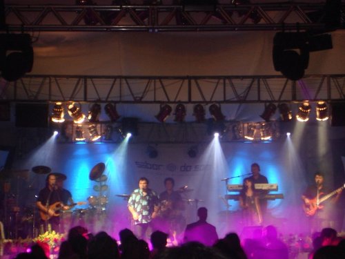 Somos uma Banda com muita dedicação 
E sempre animando o seu evento em qualquer lugar do Brasil