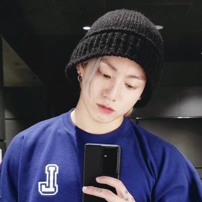 𝐚𝐫𝐭𝐢𝐬𝐭/𝐌𝐅𝐀 𝐬𝐭𝐮𝐝𝐞𝐧𝐭 ⊹ 𝐰𝐫𝐢𝐭𝐞𝐫 ⊹ 𝐣𝐢𝐤𝐨𝐨𝐤 𝐞𝐧𝐭𝐡𝐮𝐬𝐢𝐚𝐬𝐭 ⊹ 🔞