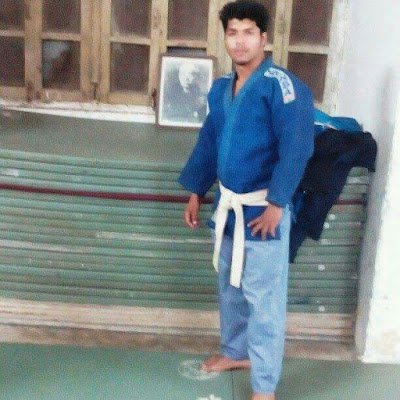 MukeshB17441538's profile picture. Doctor, athlete, crypto