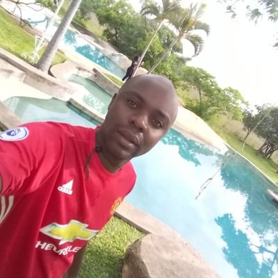 Cool and always Calm. Loves all thingz Marketing. Forever Man Utd.