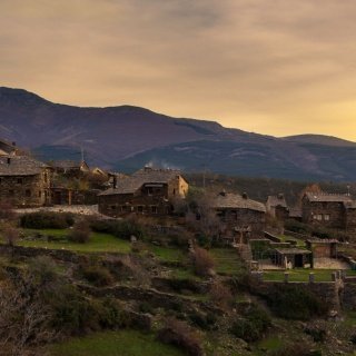 Pueblos negros de Guadalajara
Aquí hablamos de política, salud y turismo de nuestros pueblos.