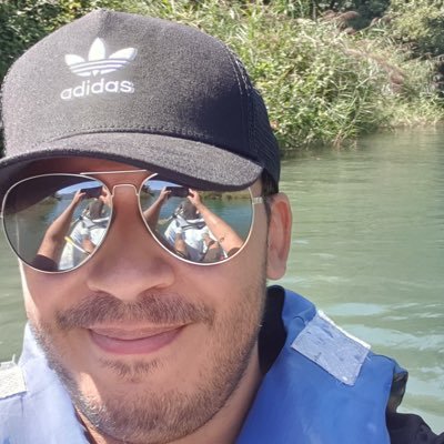 Abdou_Blrb's profile picture. 👨🏾‍💻Software developper 🇫🇷Fan de mangas | Stargate ❤️ | « L'arbre tordu vit sa vie, l'arbre droit finit en planche »