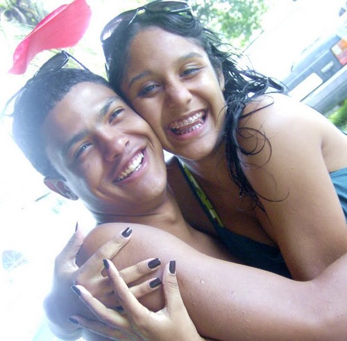 O amor mais lindo, é aquele que nasce de uma amizade verdadeira.Novαmente, αté te encontrαr e percebi  que nuncα hαviα αmαdo αntes♥