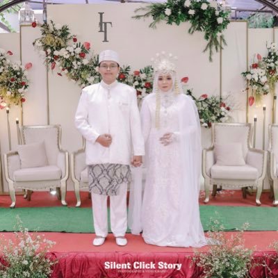 Wedding Videography Portofolio now my Instagram : @silentclickstory CP : 0858 8996 0427 User : Sony a7 mark ii