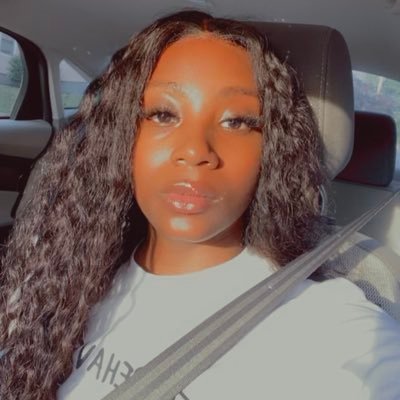Brooklyn native 🗽
LU Alumna 🧡💙🦁
Educator 📚
There is nothing more rare nor more beautiful, than a woman being unapologetically herself. . .
