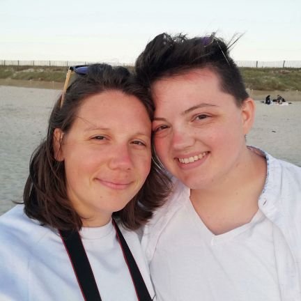 lapizynwa's profile picture. French Liverpool fan & tv show addict. she/her