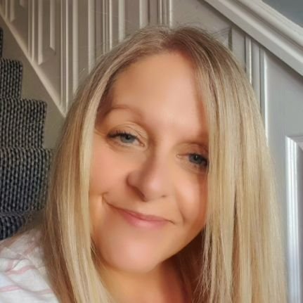 Oncology deputy ward sister @
Nottingham university hospitals nhs trust😀