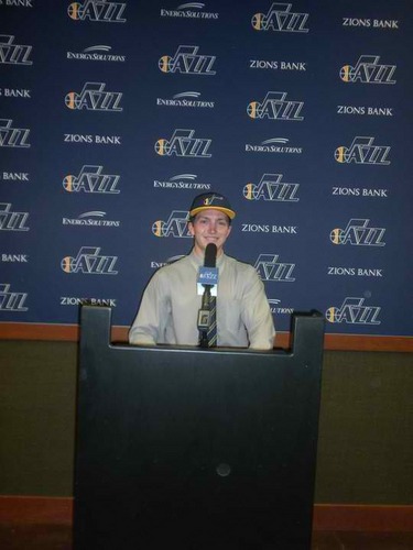 utjazzfandrew's profile picture. 