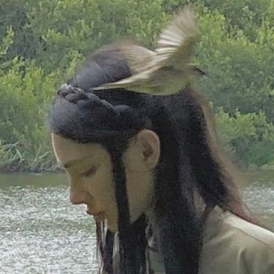 wxntrgrl's profile picture. clara reacted with 👍 to - eh vdd q vc chora no banho? | caxias/rs