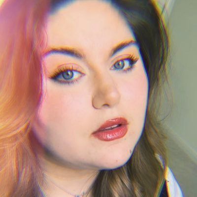 queenjamesvii's profile picture. anxious bisexual pisces | 28 | she/her| writer for @LunarisGames_ & @Ulalariagames | 🏳️‍🌈 | 🔞+