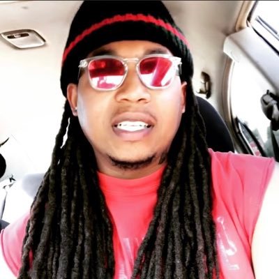 Ion judge I just go off vibes ⛽️💨 F.D.O.N.
#NewEngland#Patriots
Love Laugh & Live... stay dow till you come up then don’t stop!
Ray T G in the flesh 🦍