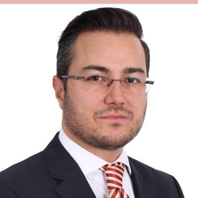 Abogado y Docente. Litigio Administrativo, Contratación Pública y Arbitraje. Socio López Ribadeneira Mora Abogados. Árbitro en CCQ, Cenamaco, CAM UEES, Fedexpor