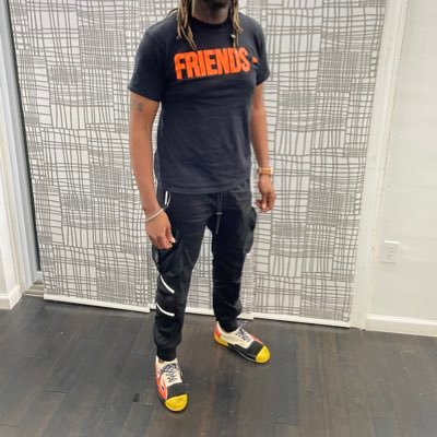 phillybuckkid's profile picture. masc 215 nigga 🤷🏽‍♂️