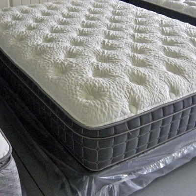 When you wake up with your body hurting and you don't feel rested, we have a wide selection of new mattresses and will help you sleep better tonight!